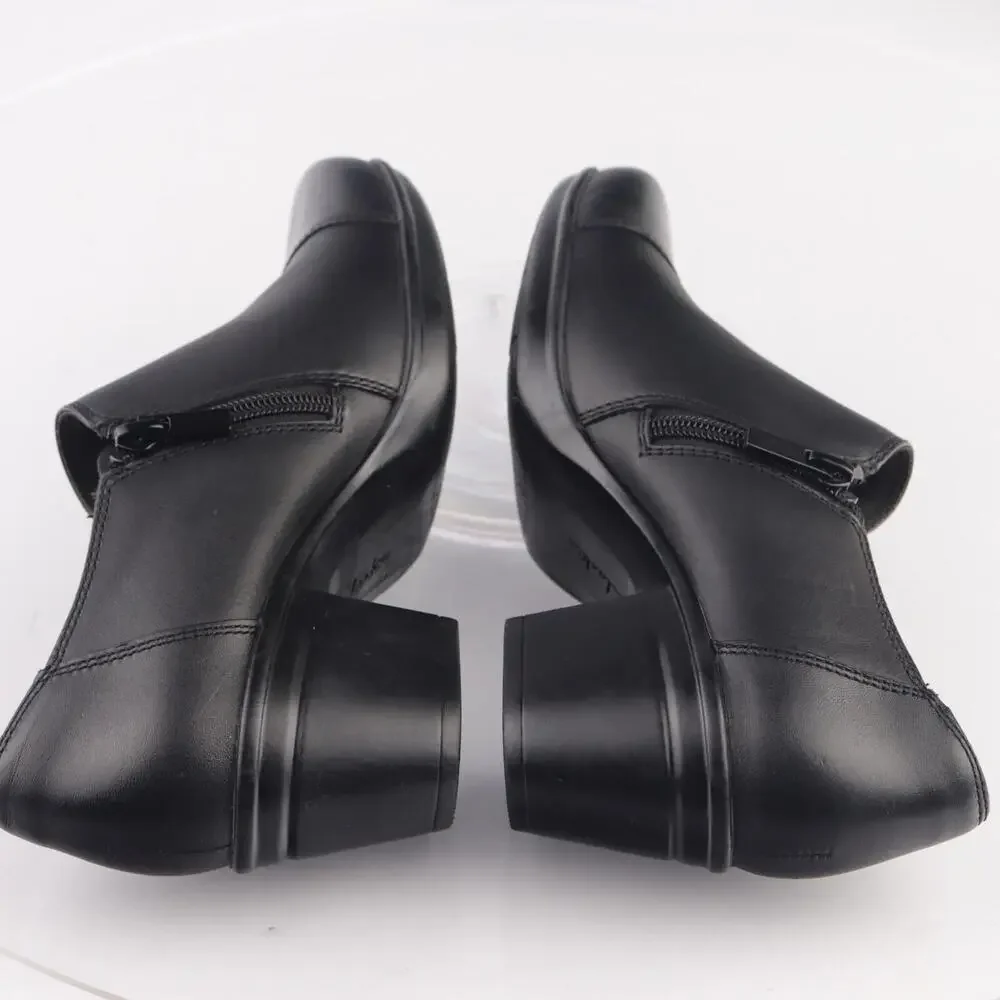 Clarks Womens Emslie Warren Boot Size 7 M Black Leather Block Heel Button Bootie